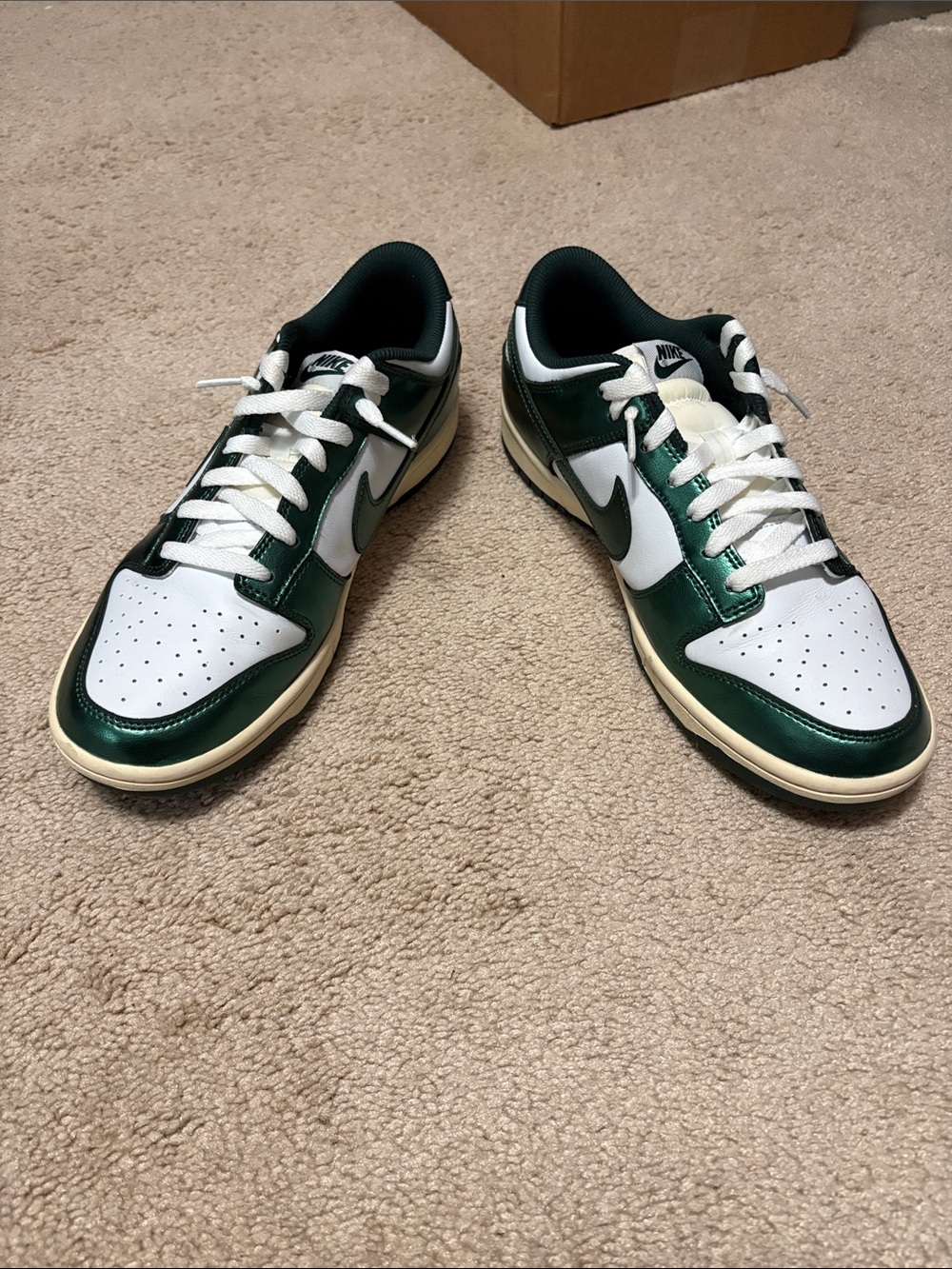 Nike Dunk Low “Vintage Green” and White Sneakers Men’s Size 10